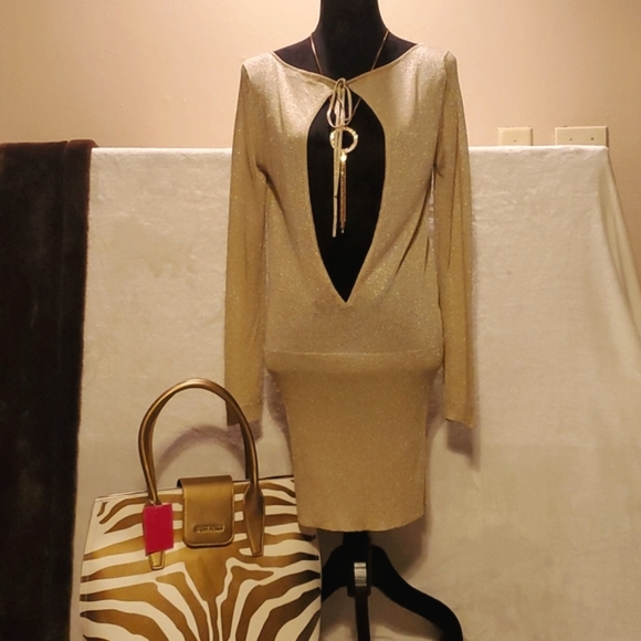 The Limited Metallic Gold Blouse Sz M ~ Tie Back or Reverse ~Sexy and Sh… - Picture 4 of 7